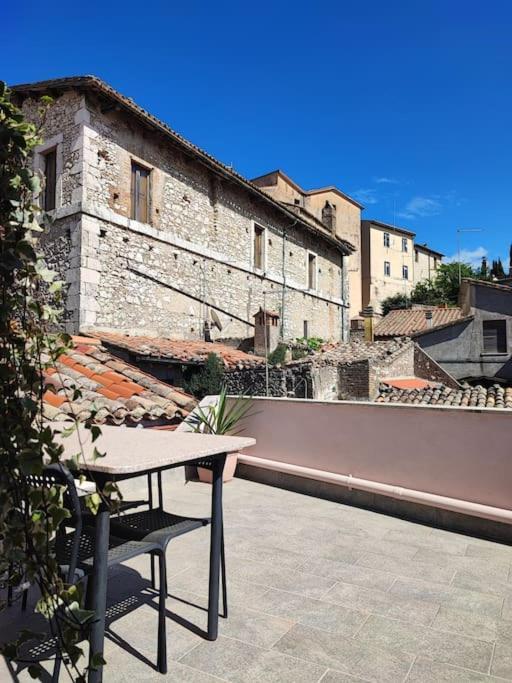 Apartamento Pink House Fara in Sabina Exterior foto